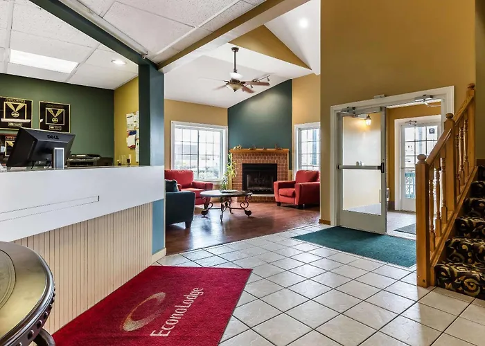 Econo Lodge Inn & Suites Dickson