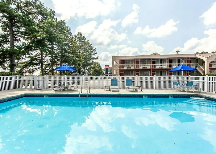 Motels Econo Lodge Cleveland