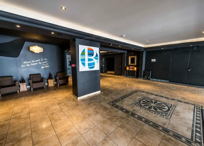 Hotel met tennis: Hotel Bero