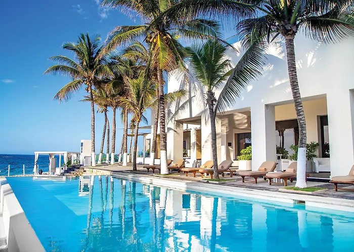 Sunscape Akumal Beach Resort & Spa