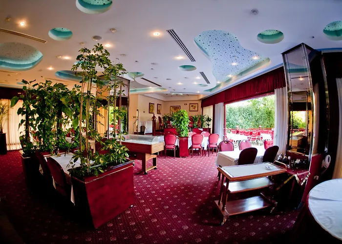 5 star hotels Bevanda