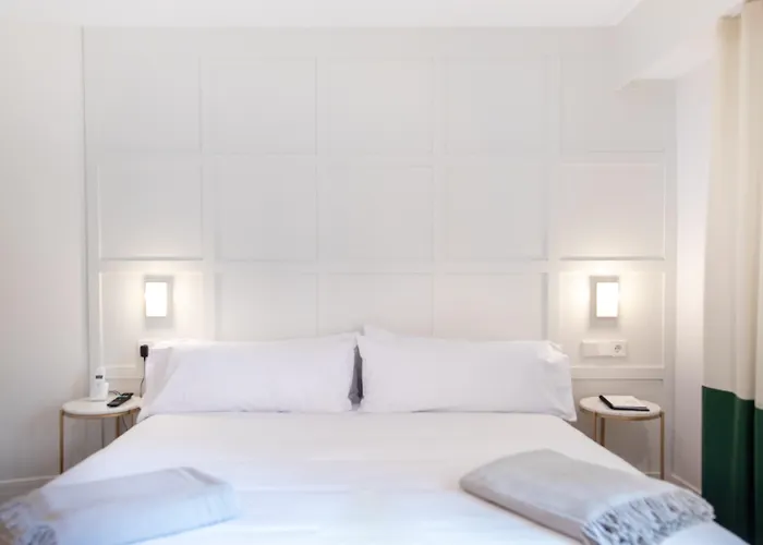 Room Mate Cosmo - City Centre, Valencia