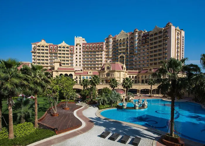 Radisson Blu Forest Manor Hongqiao - Near Necc