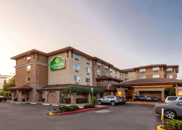 La Quinta By Wyndham Vancouver