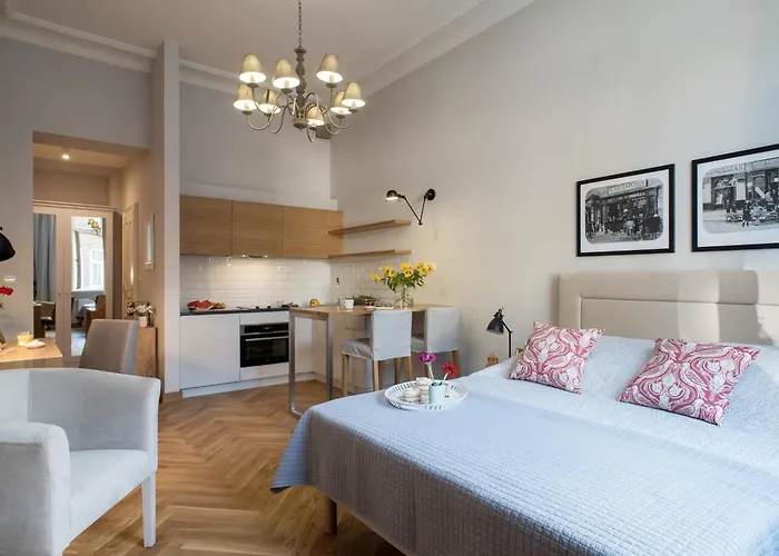 Hotel near College: Belle Epoque Residence