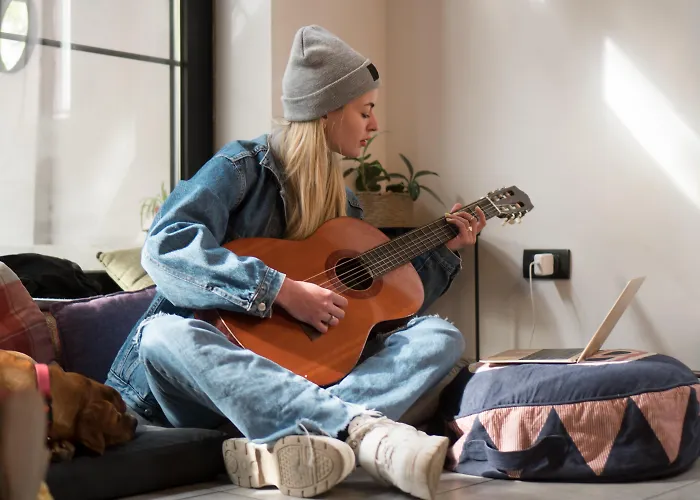 Hostel: Good People Design Hostel