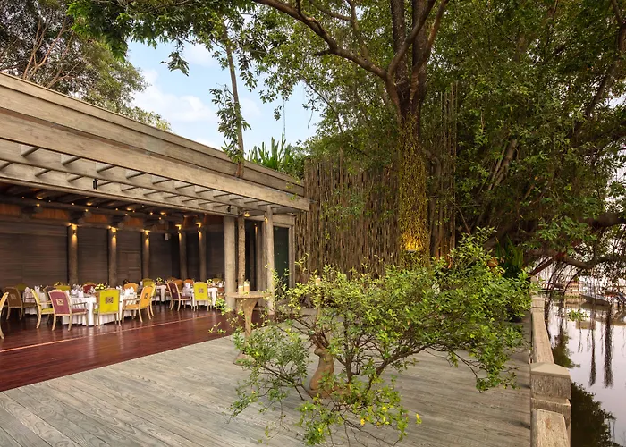 Lam Retreats Saigon River