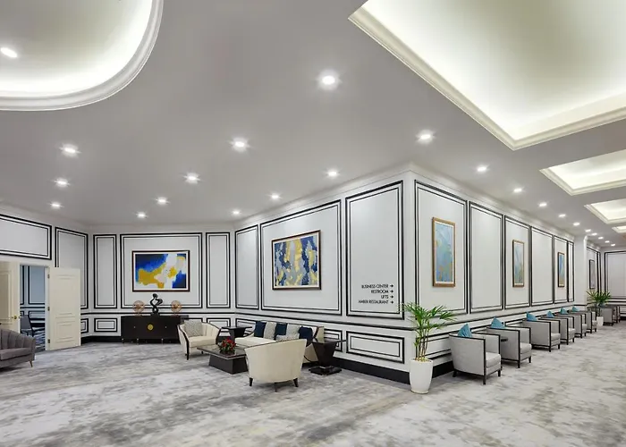 Zentrales Hotel: Vinpearl Empire Nha Trang, Affiliated By Melia