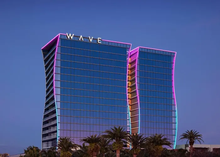 Lake Nona Wave