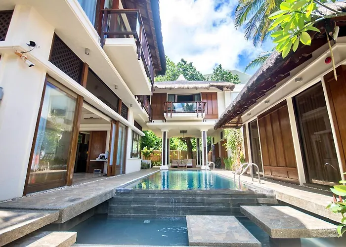 Harlan Beach Villa Boracay