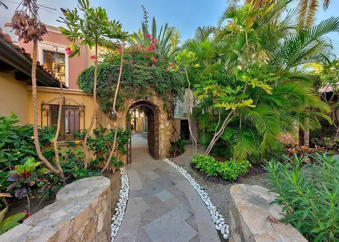 Luxurious 5Bd Del Mar Palmilla Villa Staffed And Swimmable Beach