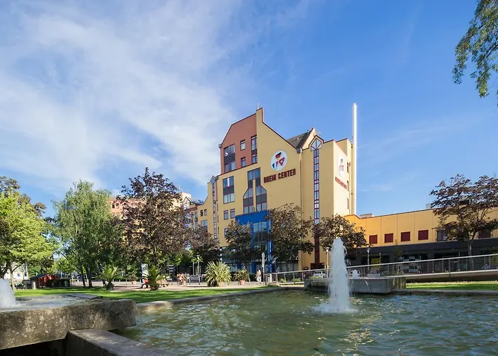 Maximilian Hotel&Apartments Weil am Rhein / Basel