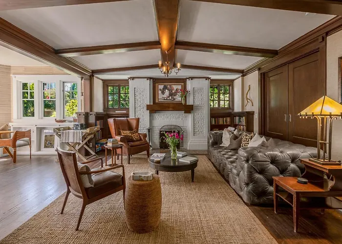  Venice Beach House