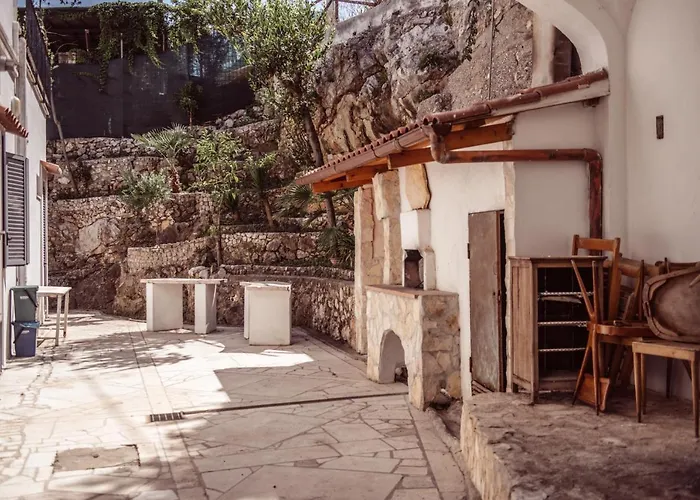 Un Letto A Gaeta - Villa A Fontania