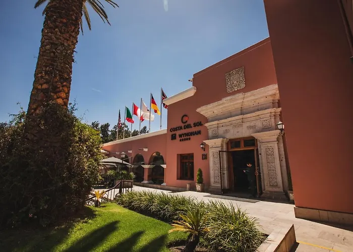 Hotel suites Wyndham Costa Del Sol Arequipa