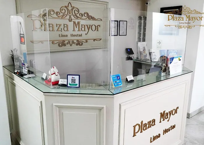 Hotel central: Plaza Mayor Lima