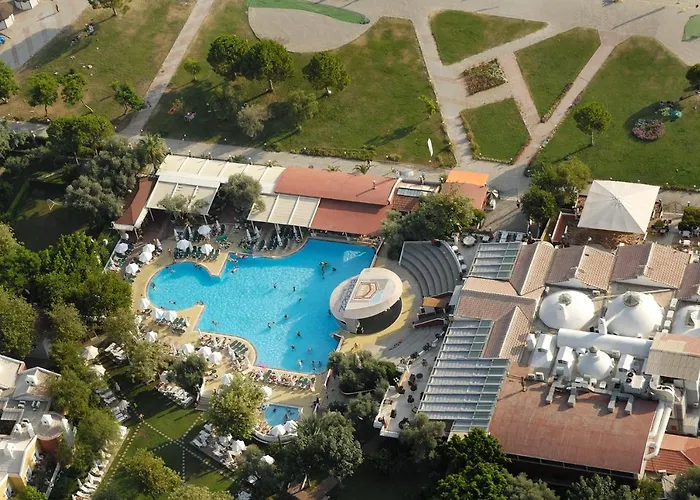 Hotel with Tennis: Belcekiz Beach Club