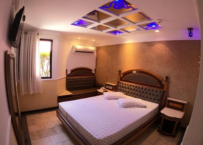  Villa Di Roma (Adults Only)