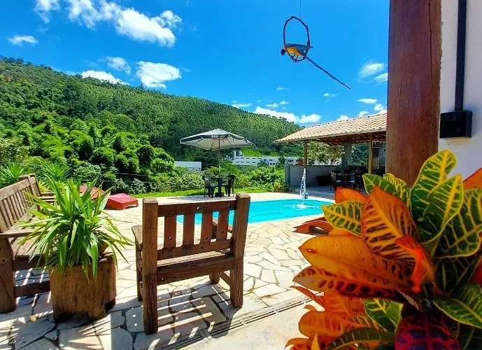 Vila: Pousada Pé na Montanha