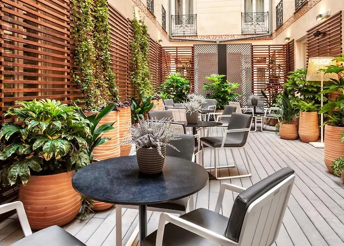 Dog friendly hotels Catalonia Plaza Mayor