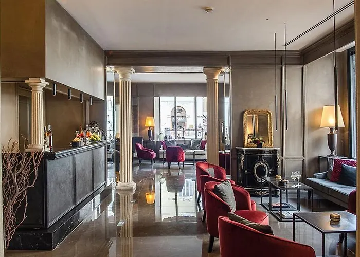 Animaux admis Colonna Palace