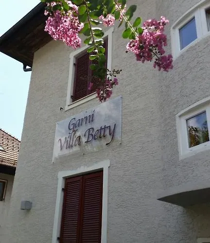 Hotel con tennis: Garni Villa Betty