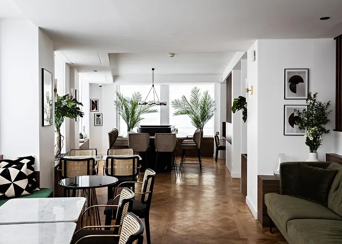  Inn Paris Elysées