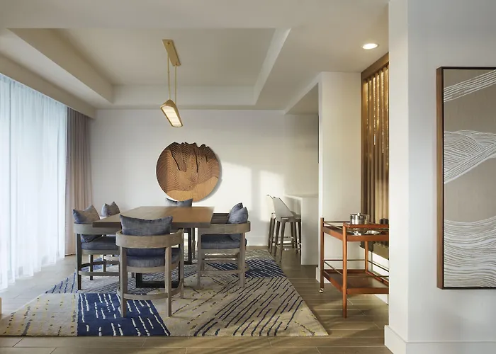 Luxury hotel only: The Royal Sonesta Kauai Resort Lihue