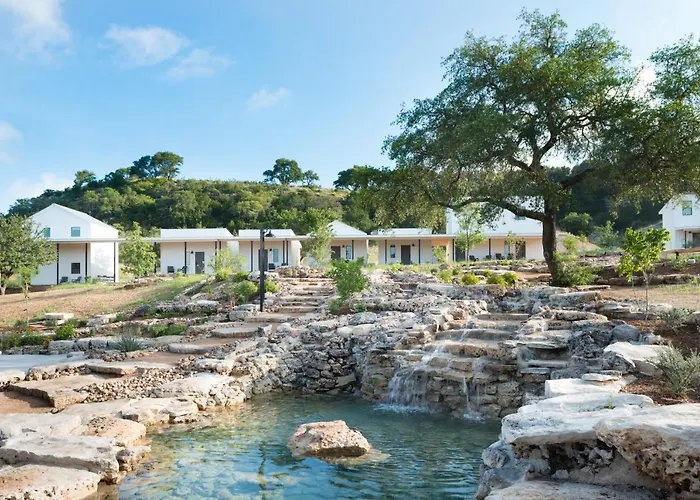 Bungalow rentals Contigo Ranch Fredericksburg