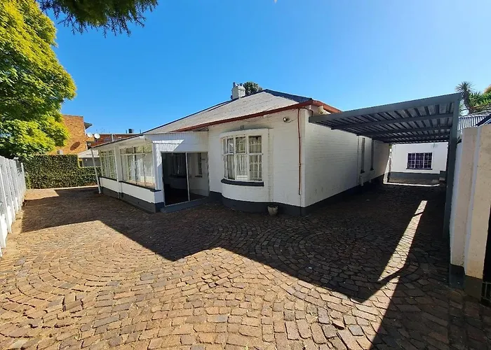 Hostel: Melville House