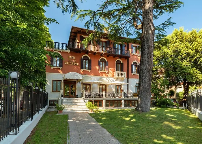 Villa Cipro