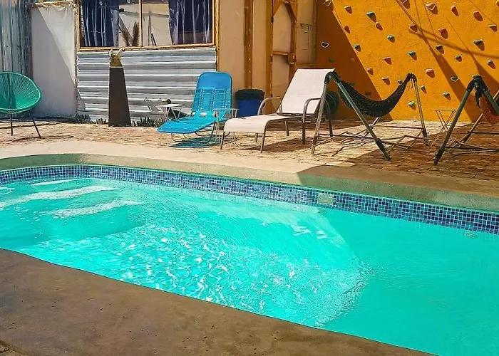 Dog friendly hotels Cg Glamping