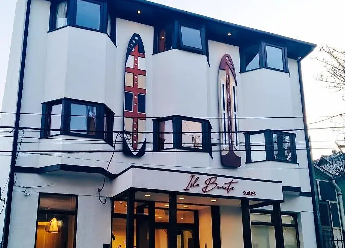 Central hotel: Isla Bonita Suites