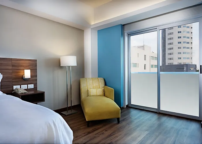 Luxury hotel only: Holiday Inn Express Villahermosa By Ihg