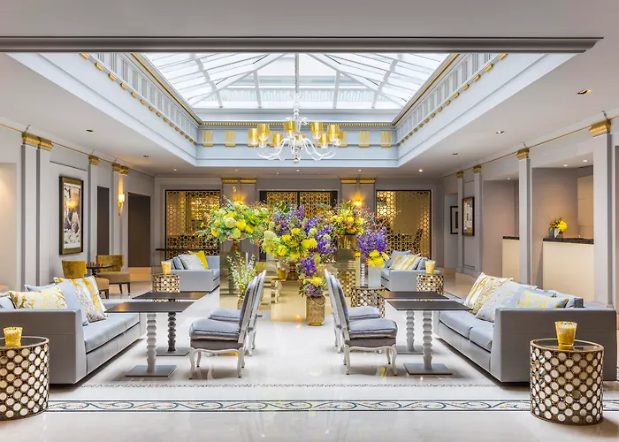Hotel 5 estrelas: Sofitel Paris Le Faubourg