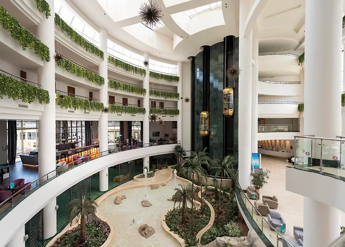 Luxury hotel only: Akra Kemer