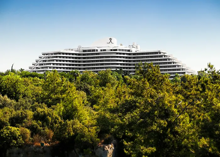 Pet Friendly hotel: Rixos Downtown Antalya - The Land Of Legends Access