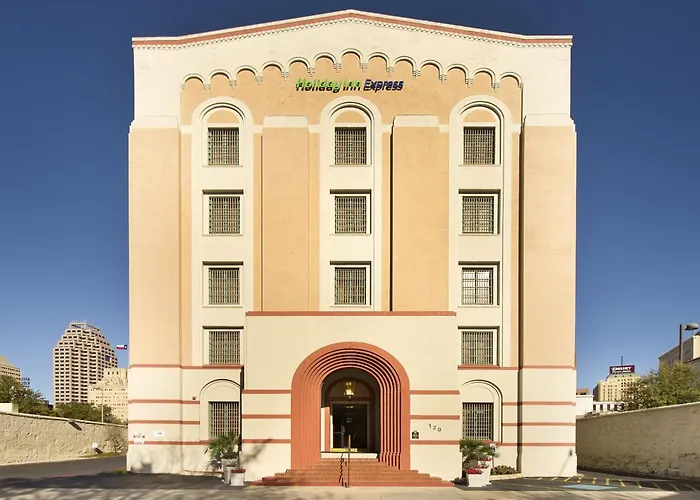 Holiday Inn Express San Antonio North Riverwalk Area By Ihg