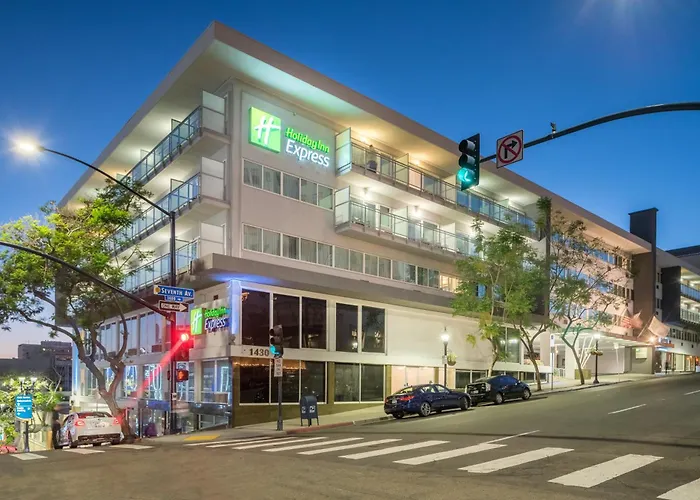 Motel: Holiday Inn Express - Downtown San Diego By Ihg