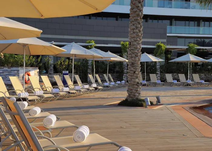 Hotel de luxo Apenas: Yas Plaza Bay By Ihg