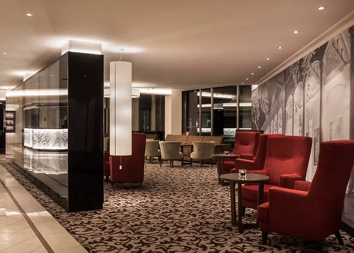 Pet Friendly hotel: Badischer Hof Baden-Baden - Leonardo Limited Edition