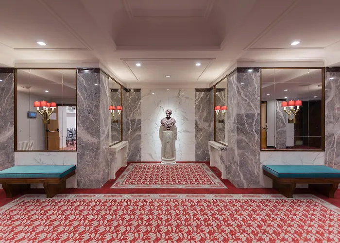 Hotel Jacuzzi: Bettoja Hotel Mediterraneo