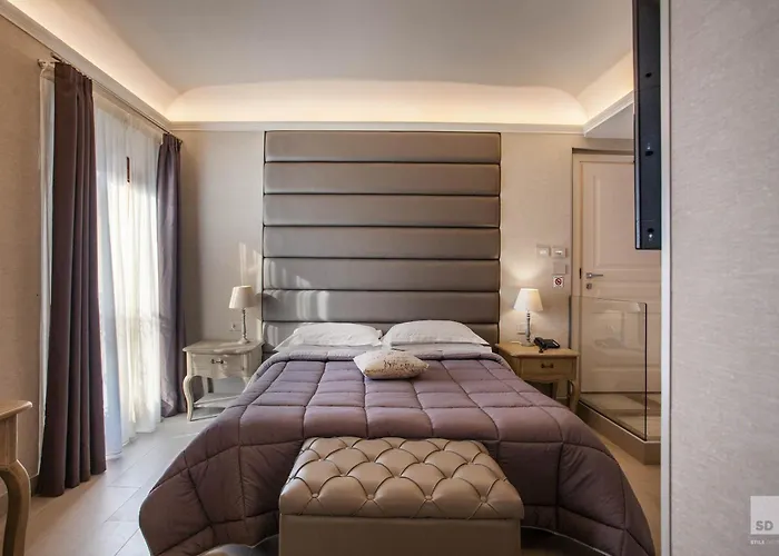 Romantic hotels Cavour