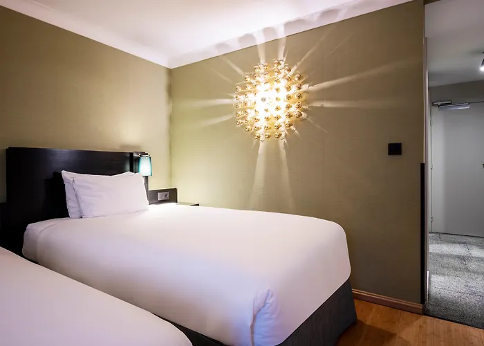  Holiday Inn Brussels Airport By Ihg