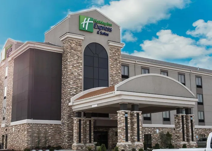 Jacuzzi hotel: Holiday Inn Express & Suites Oklahoma City Southeast - I-35 By Ihg