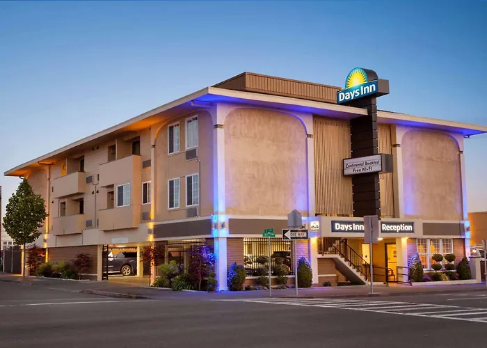 Days Inn By Wyndham Ca