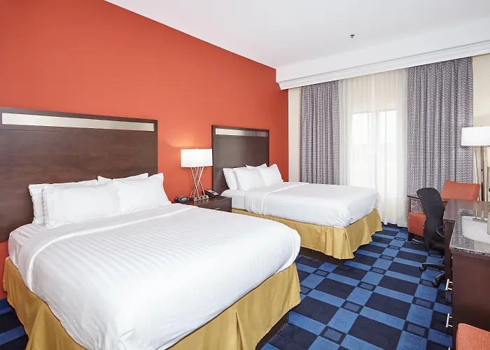 Family Hotel: Holiday Inn Express And Suites Columbia University Area By Ihg