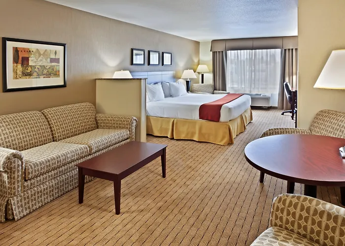 Casino hotel: Holiday Inn Express Hotel & Suites Vancouver Mall-Portland Area By Ihg
