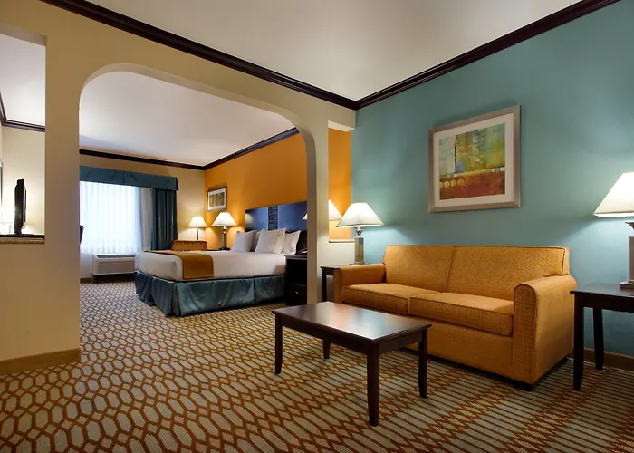 Holiday Inn Express & Suites Corpus Christi-Portland, An Ihg Hotel