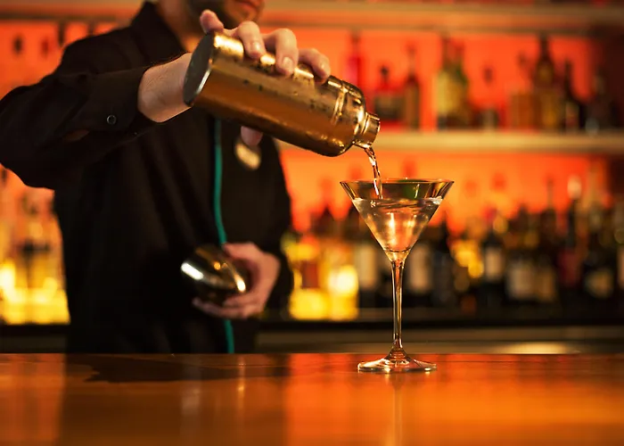 Pet Friendly hotel: Hotel Indigo Flushing - Laguardia